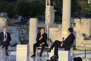 Ο Μακρόν στη Ρωμαϊκή Αγορά: Συζήτηση με τον Κυριάκο Μητσοτάκη - Τι σηματοδοτεί η επίσκεψη